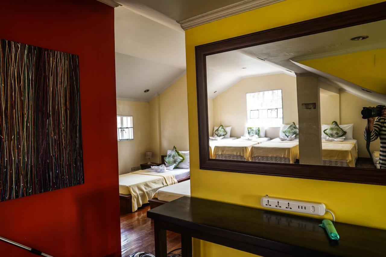 Charming Tagaytay Vacation Home Tagaytay City Bagian luar foto