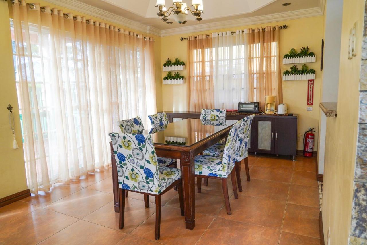 Charming Tagaytay Vacation Home Tagaytay City Bagian luar foto