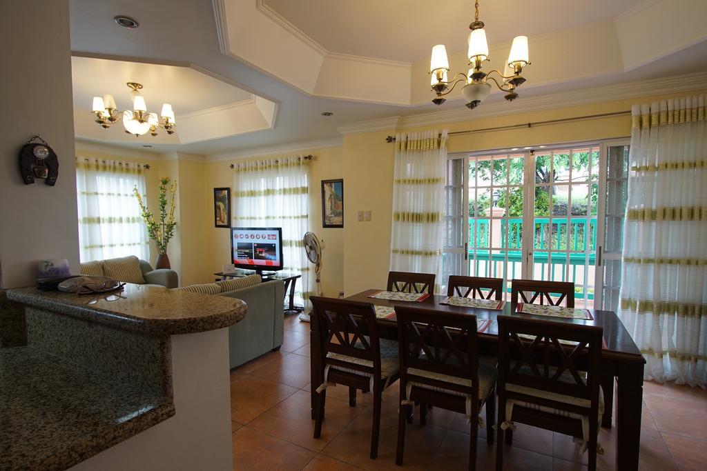 Charming Tagaytay Vacation Home Tagaytay City Bagian luar foto