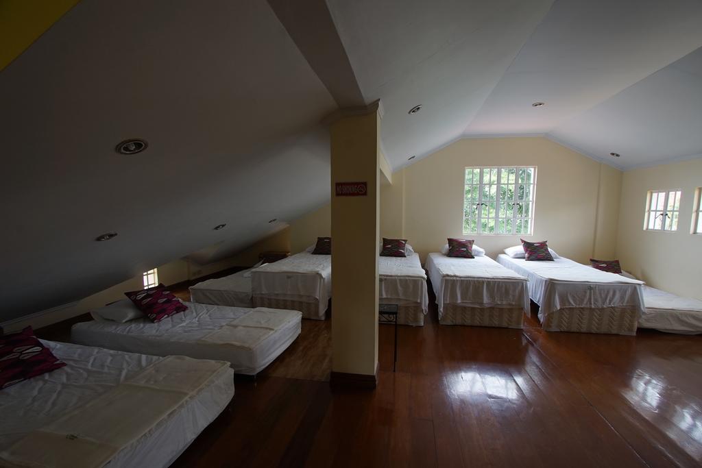 Charming Tagaytay Vacation Home Tagaytay City Bagian luar foto